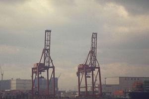 大型・精密打ち抜き加工などをする会社