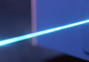 耐久性の高いポスター制作が可能